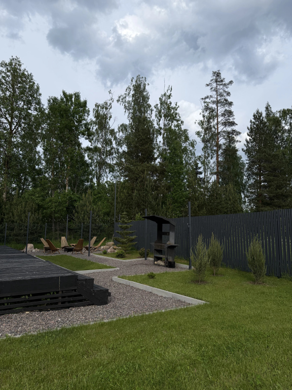 Частный дом Forested home