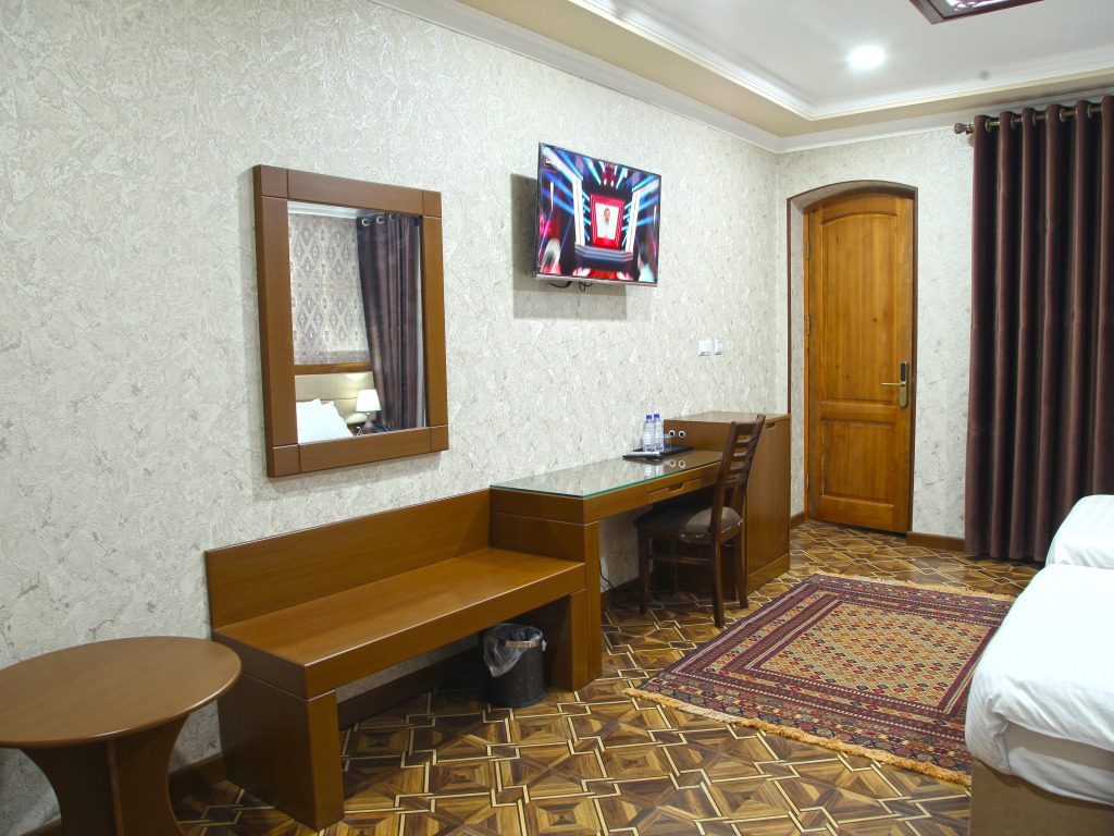 CARAVAN PLAZA INN Boutique