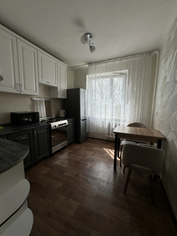 Квартира на Орбите 37