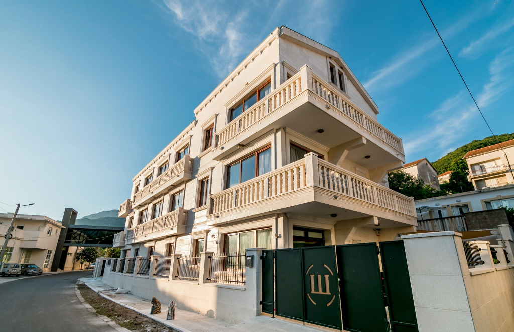 Hedera Residences - Kumbor