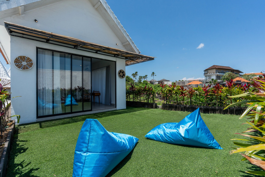 Canggu 4BR Private Pool Rooftop Mila Mou Villa by Bali Bliss Properties
