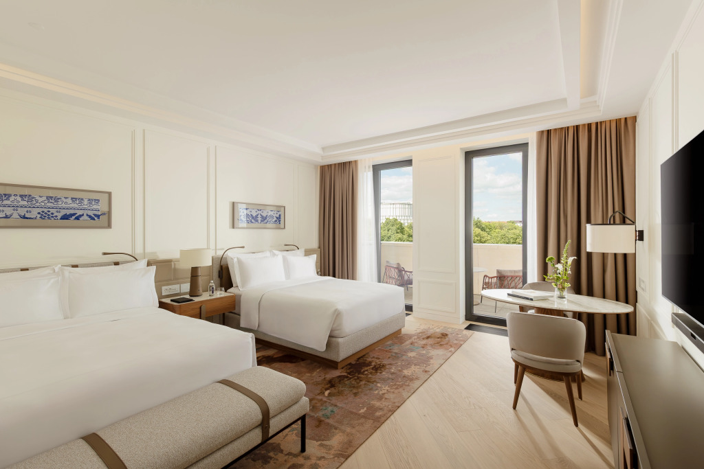 Отель Waldorf Astoria Minsk