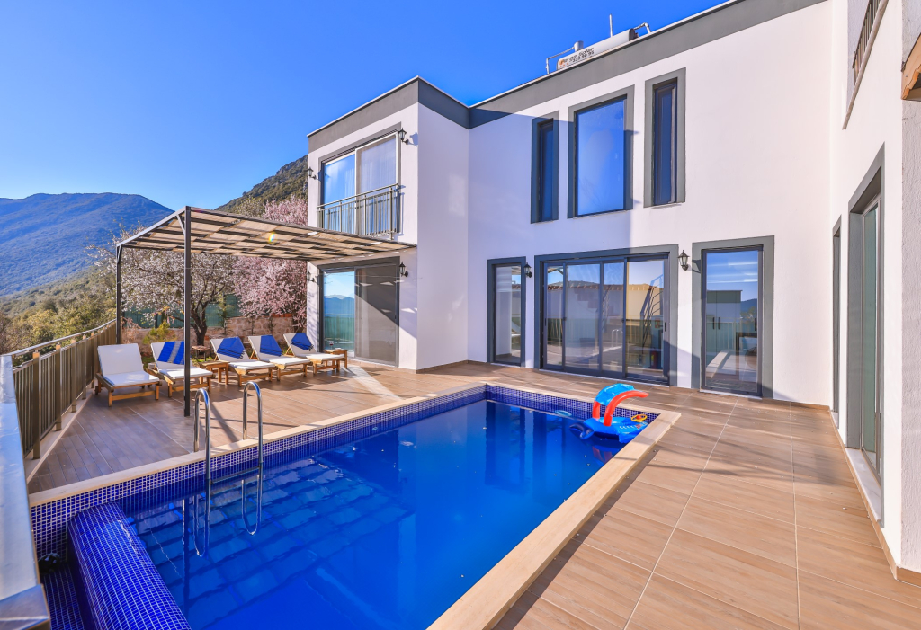 Alpanos Villa (Sarıca Pansiyon)