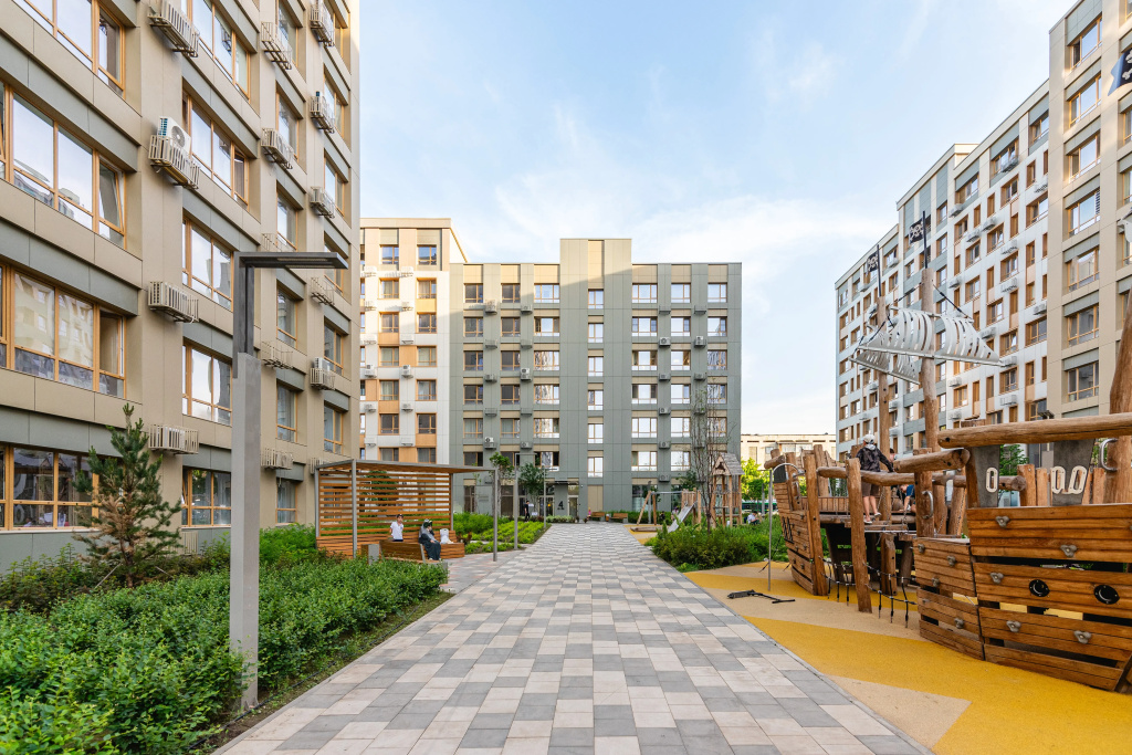 Апартаменты Яркие в ЖК Meridiana (267)