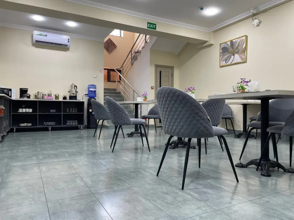 Airport Hotel 24