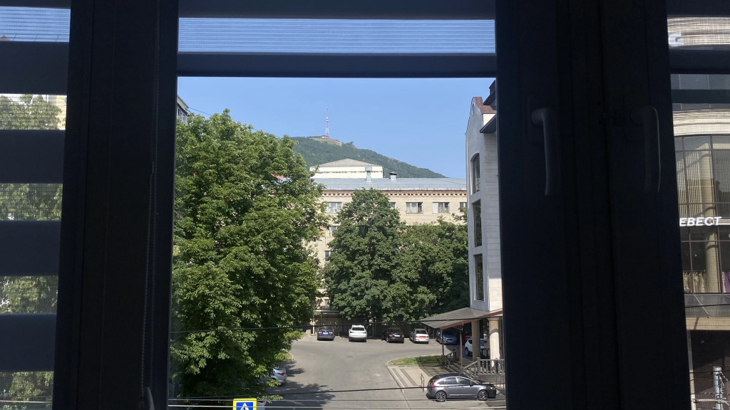 Квартира в центре с видом на гору Машук