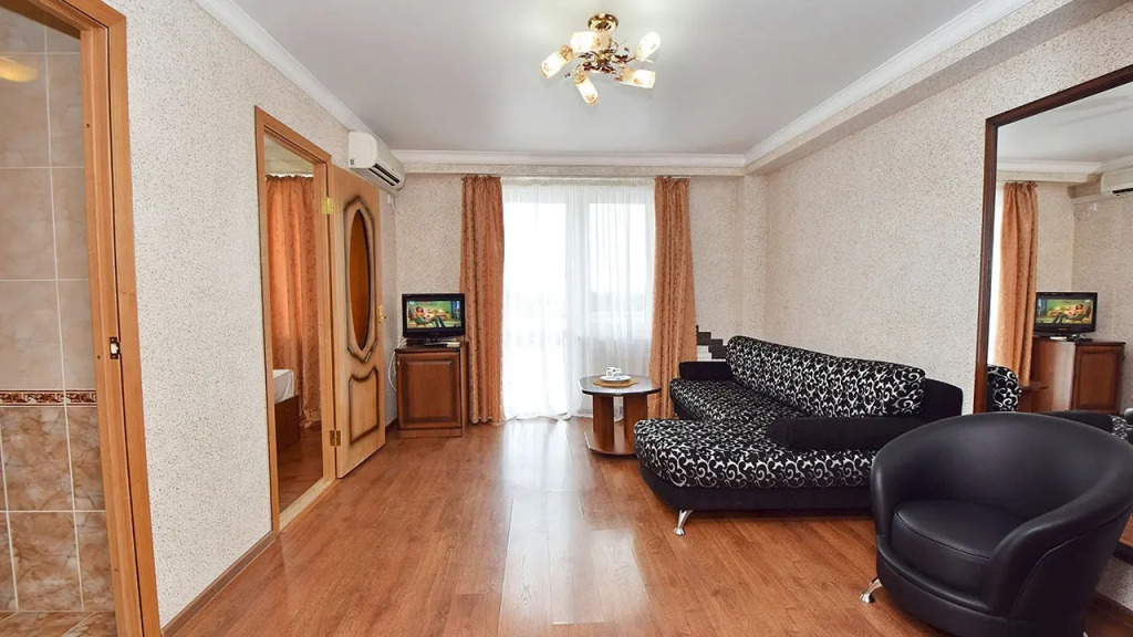 Отель Goldleo