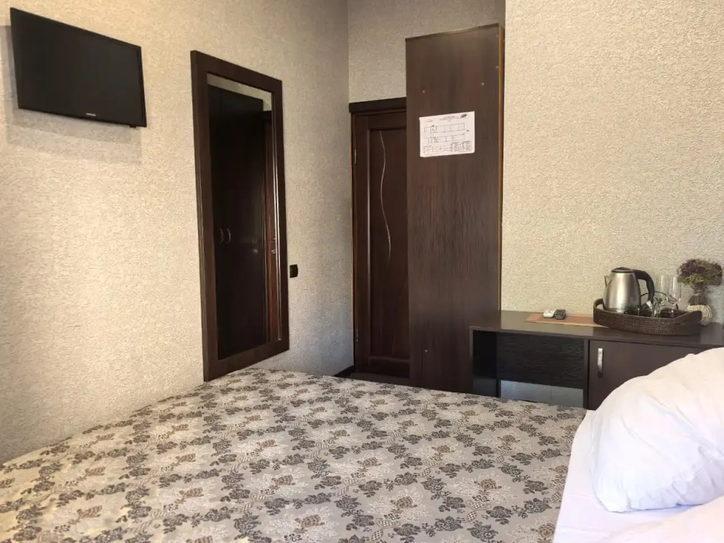 Zima-Leto Mini hotel