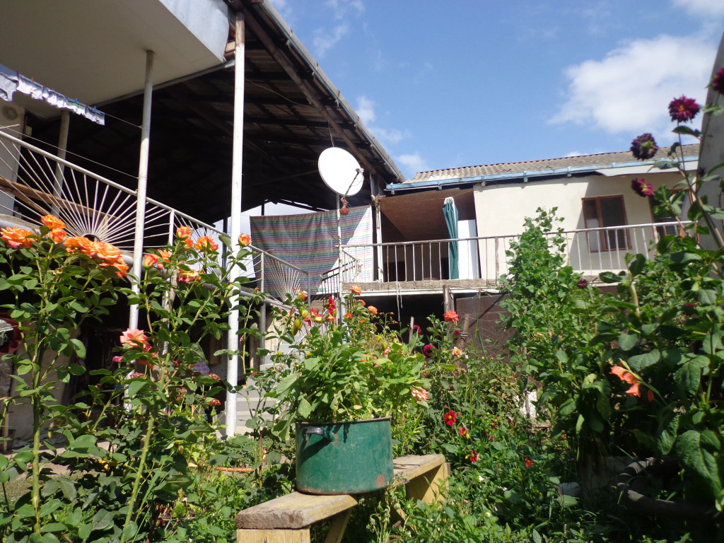 Anush`s B&B