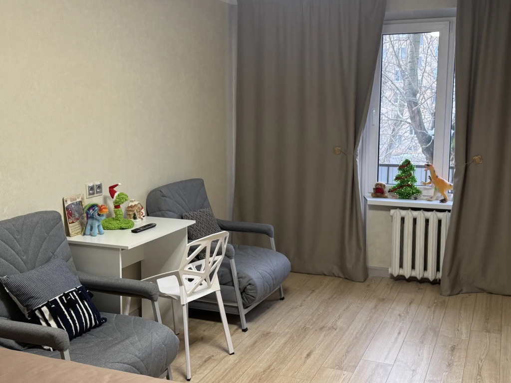 Квартира в Угловом Переулке 4
