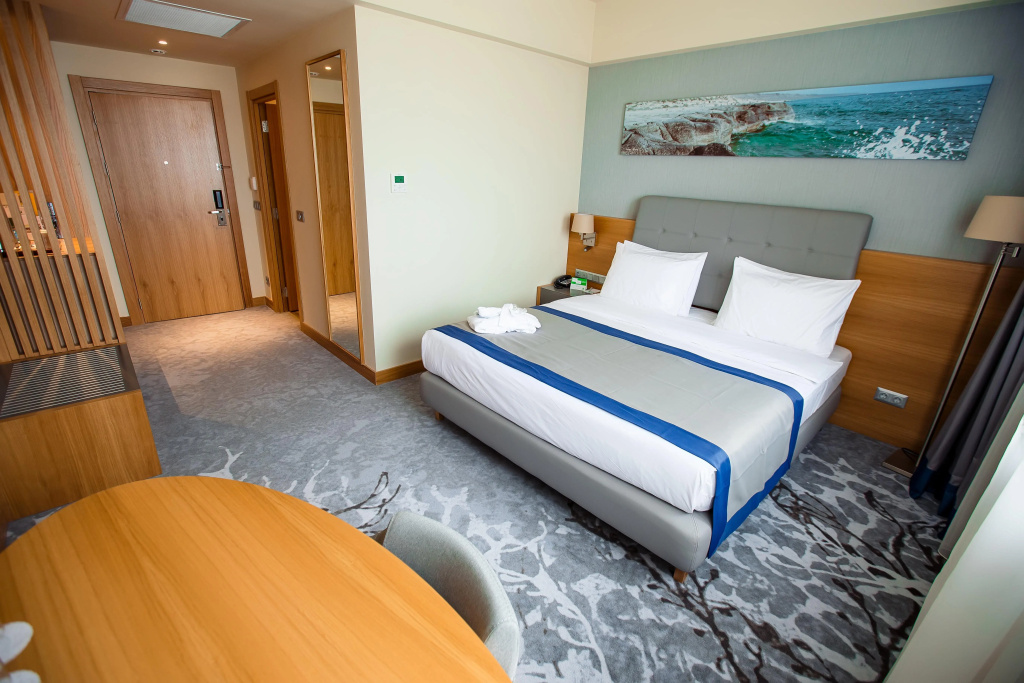 Holiday Inn Aktau by IHG