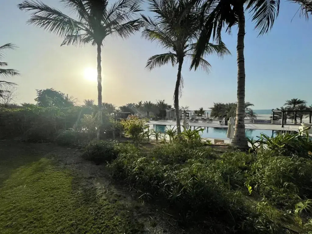 Апарт-отель Al Hamra Palace At Golf&Sea