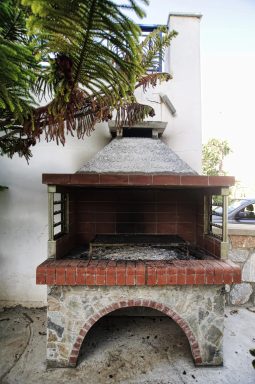 Manos Apartments