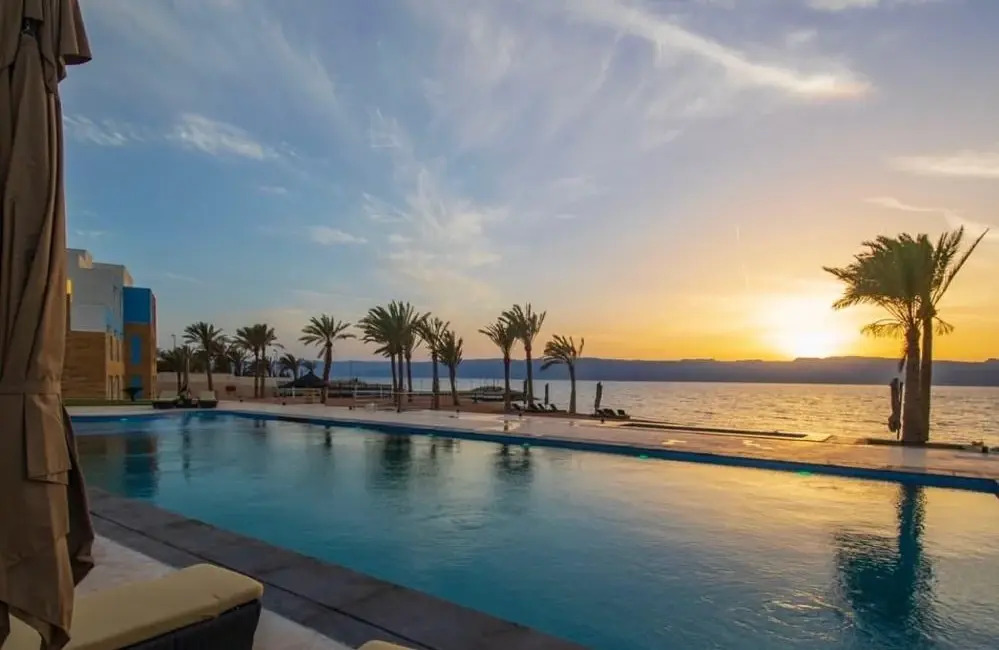 Отель Luxotel Aqaba Beach Resort & Spa Hotel