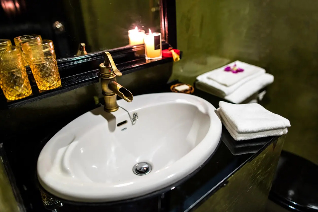 Отель Pleasure Harbour Boutique