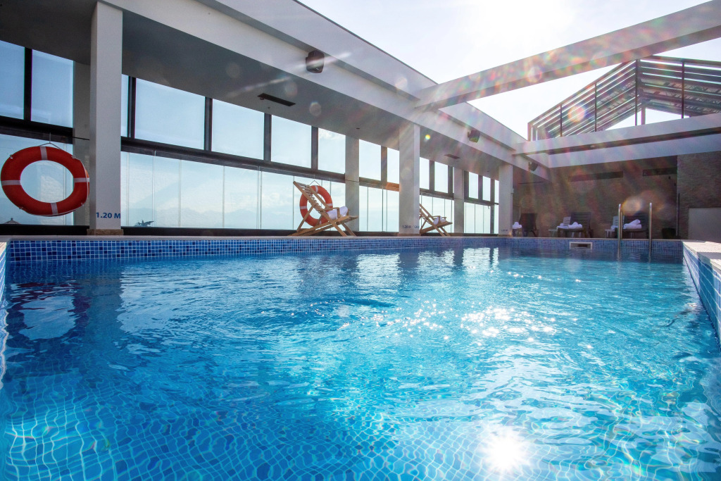 Отель Holiday Inn Telavi, an IHG Hotel