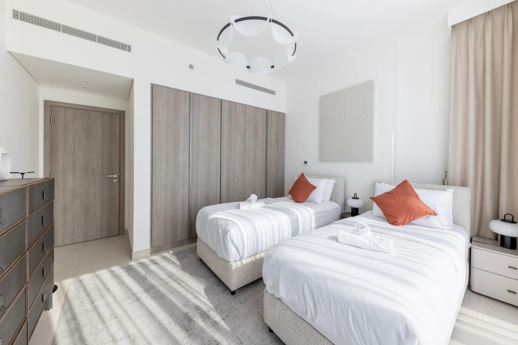 Апартаменты 2BR in LIV Marina Balcony with Partial Sea View