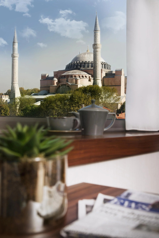 Sura Luxury Milion & Spa