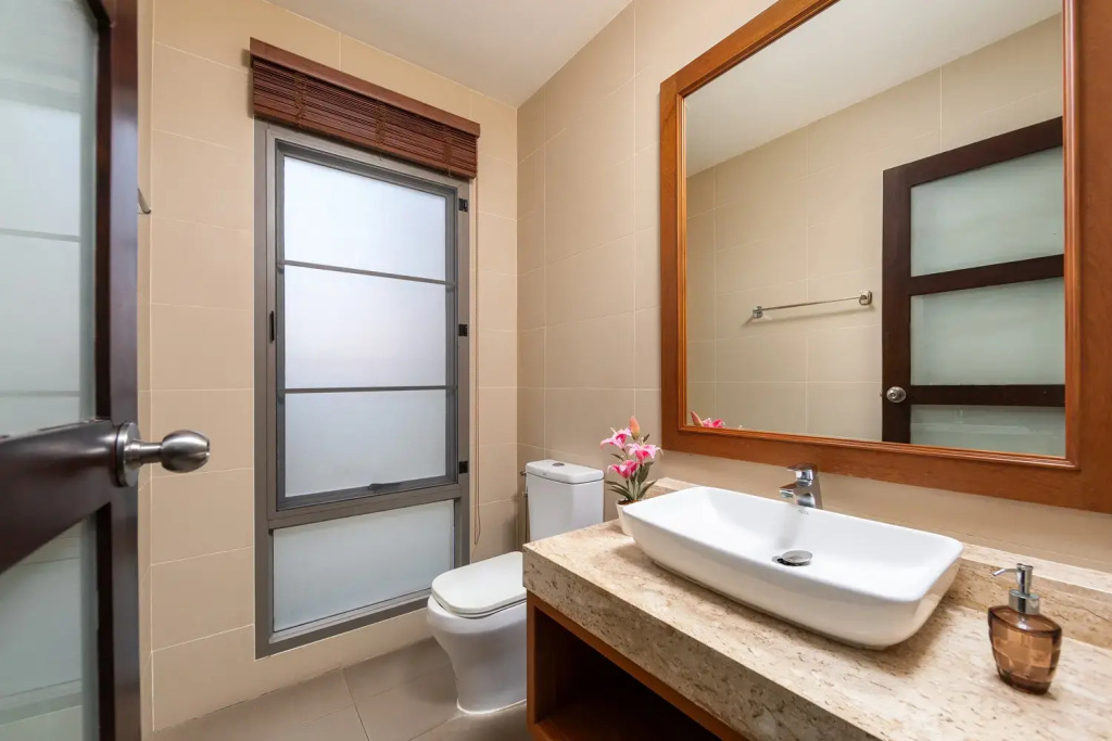 Villa Bond 3BR Private Pool Near Naiharn Beach