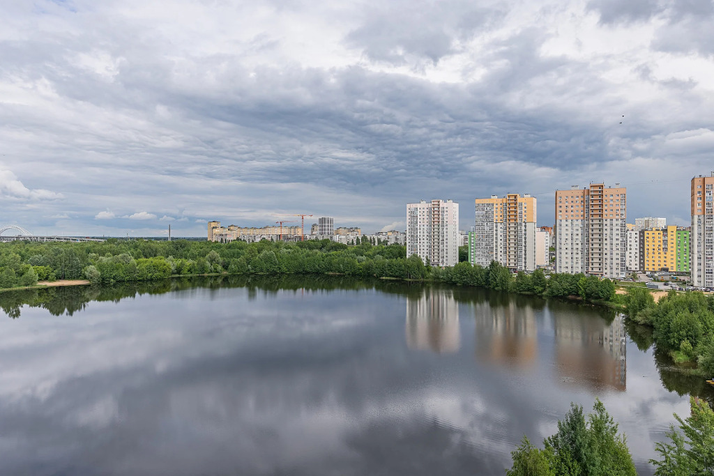 Квартира 1 комнатная с видом на город и озеро