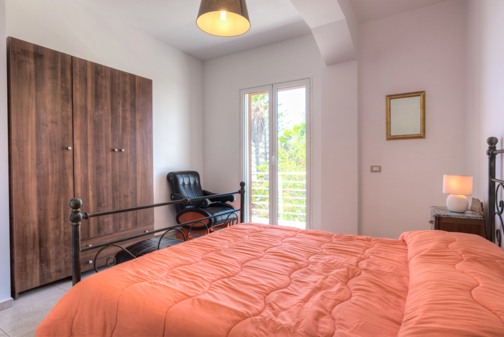 Case Vacanze Pomelia Guest House
