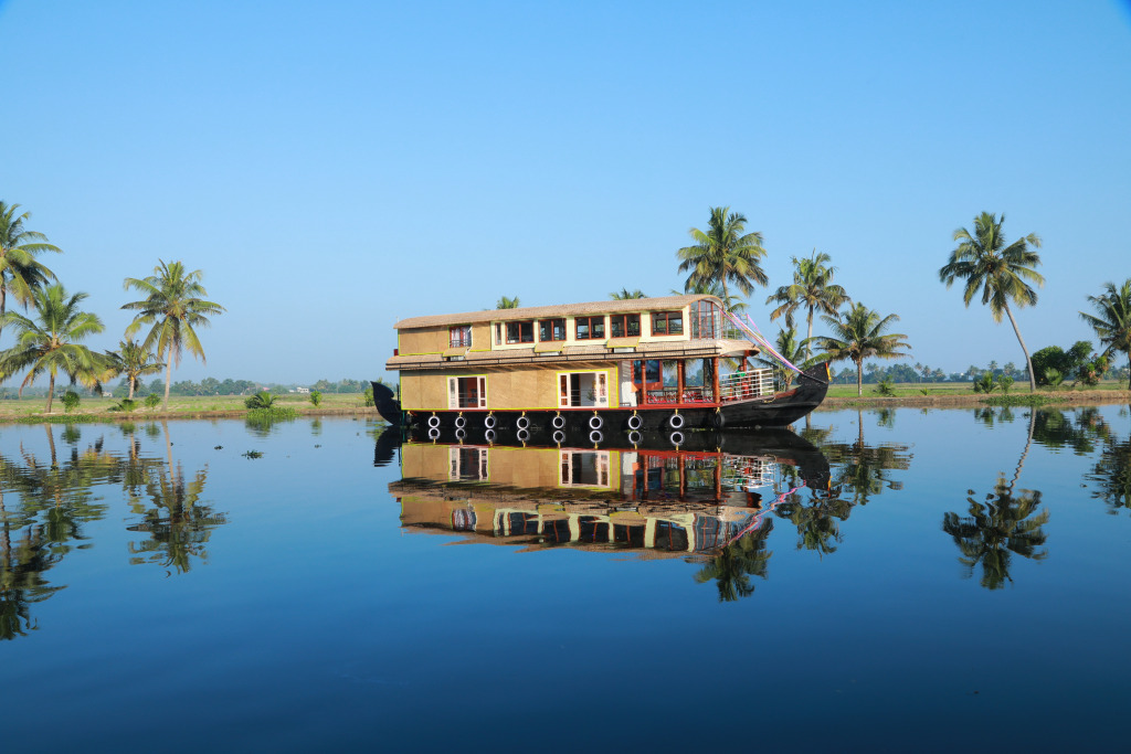 Отель Sreekrishna 3 Bedroom Private Houseboat