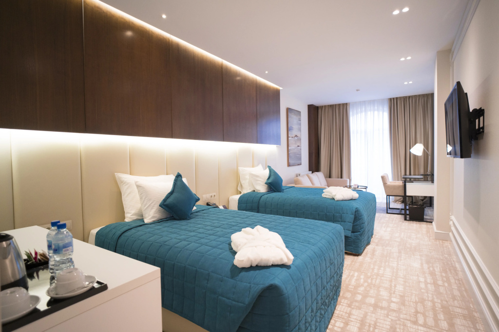 Отель Отель Люмьер / Lumar Hotel
