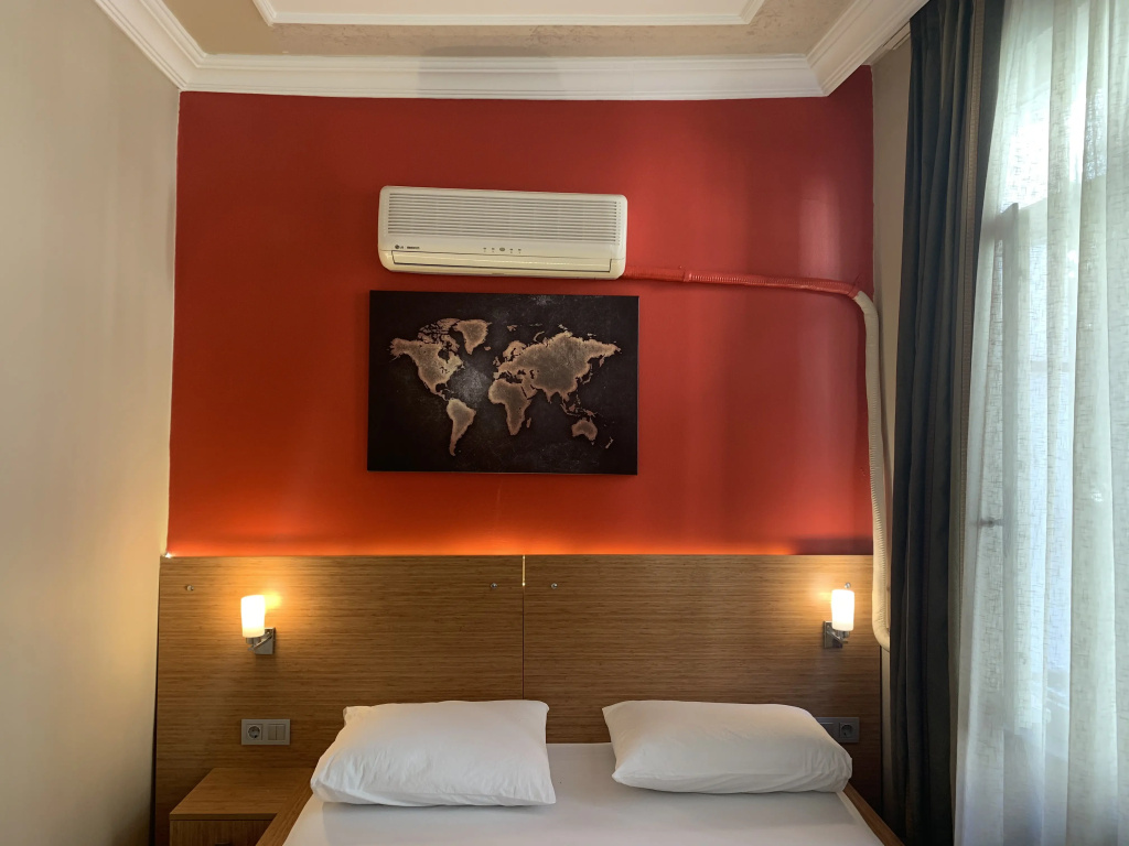 Antique Hostel
