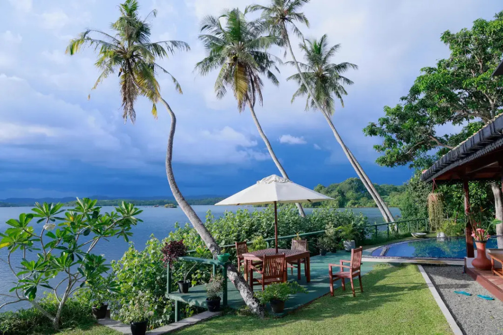 Вилла South Point Cottage 3 bedrooms Lake front