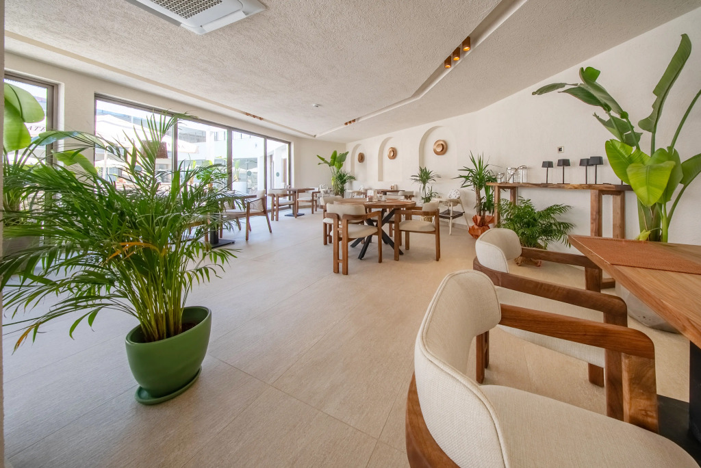 Prive Side Suite & Spa Hotel