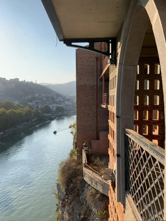 Sandali Metekhi Boutique Hotel