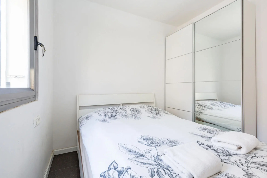 Апартаменты Beautiful 2 Bdr - Beach Side #TL38