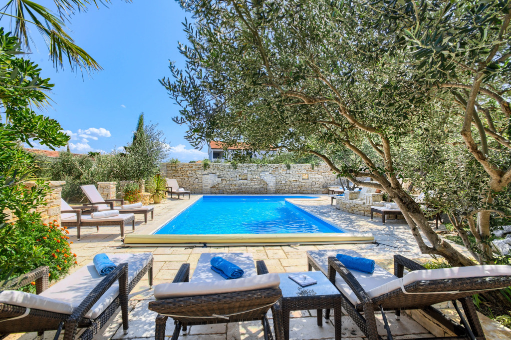 Villa Kos Murter Apartments