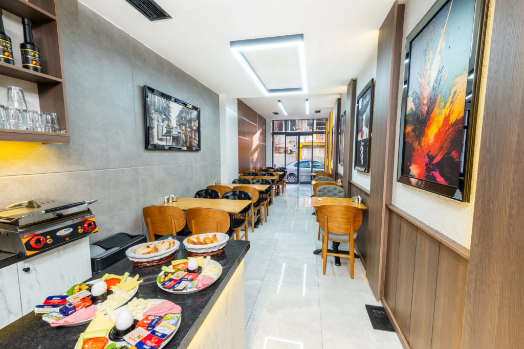 Отель Luxury Life Suites