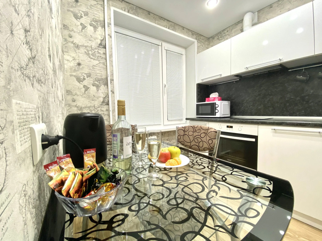 Квартира KOMILFO-HOME на Абеля 14