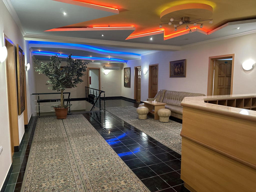 Lalaner Hotel