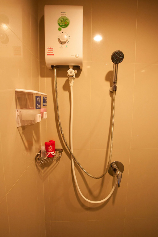 Отель ZEN Rooms Silom Soi 17
