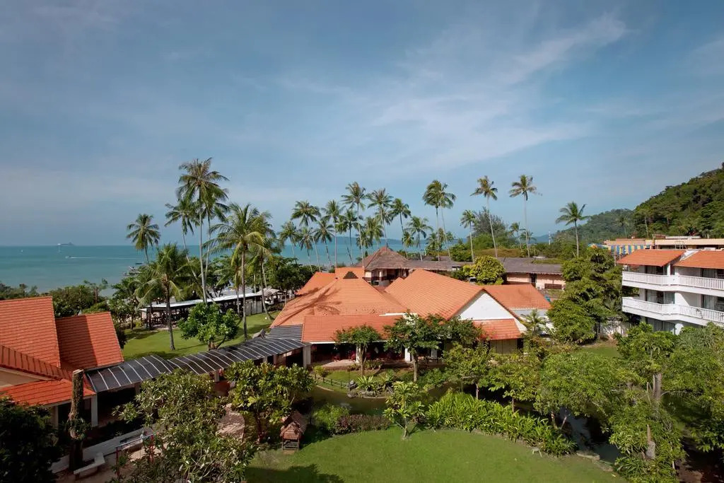 Курортный отель Aonang Villa Resort