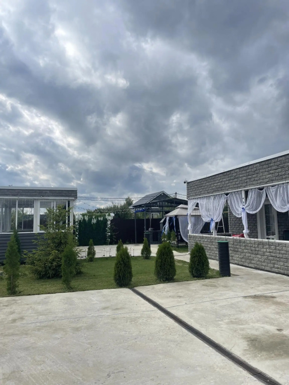 Частный дом с Теплым Бассейном и Баней на Дровах