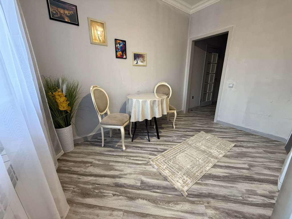 Квартира Гюль улица Времена Года 1