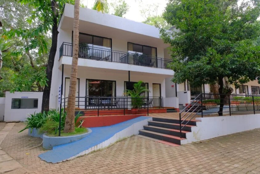 The Byke Retreat - Royal Pearl - Pan India Pure Veg Hotel Chain