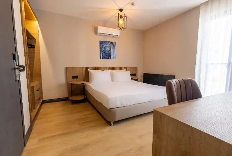 Отель Leliko Suites