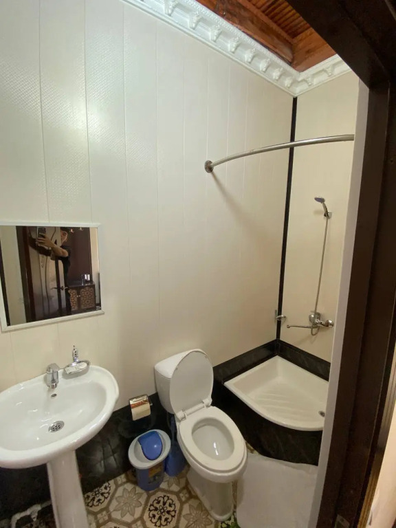 Mukhlisabegim Hotel