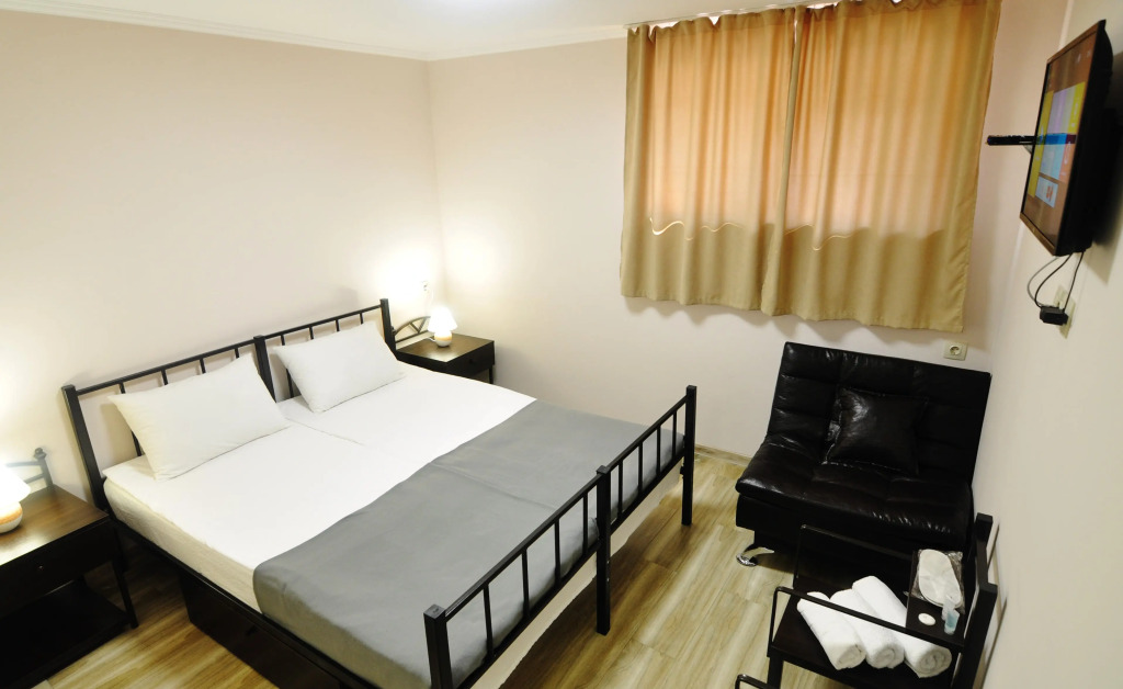 Light Hotel