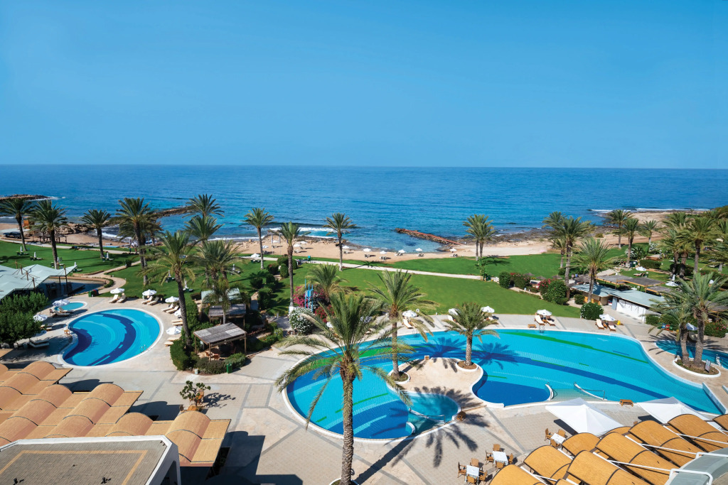 Отель Constantinou Bros Athena Beach