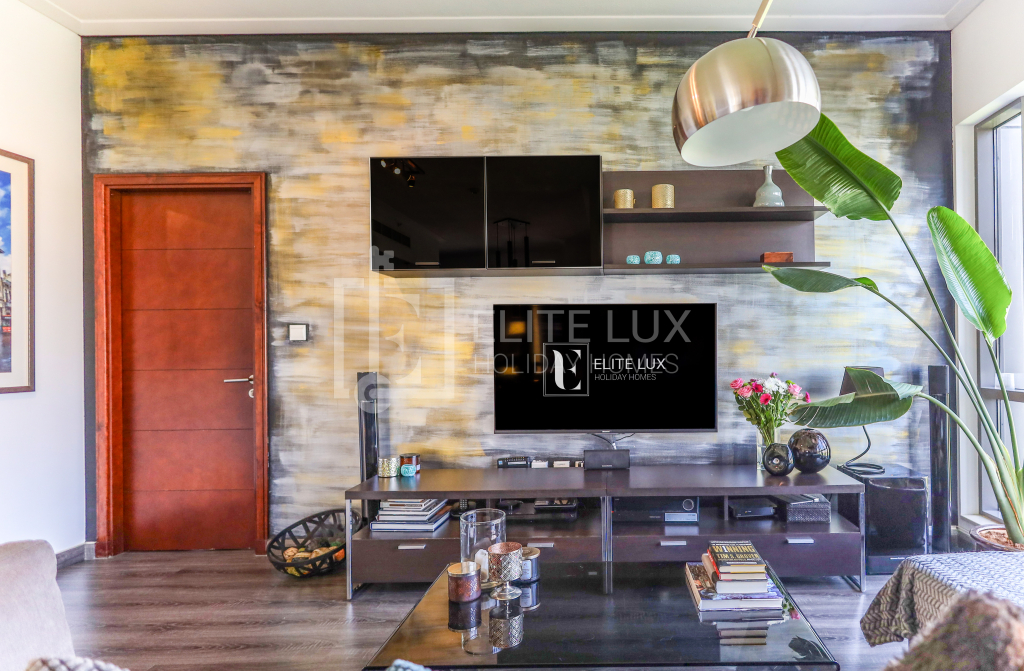 Апартаменты Elite LUX Holiday Homes - Luxe 2BR Stunning Burj Khalifa View Downtown Dubai