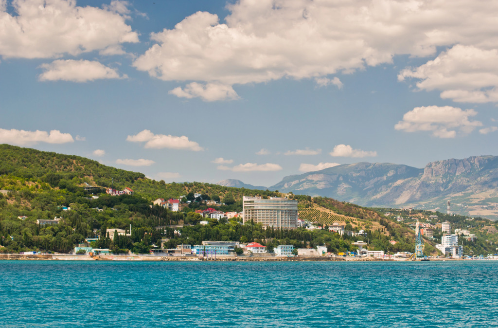 Апартаменты Набережная Алушты