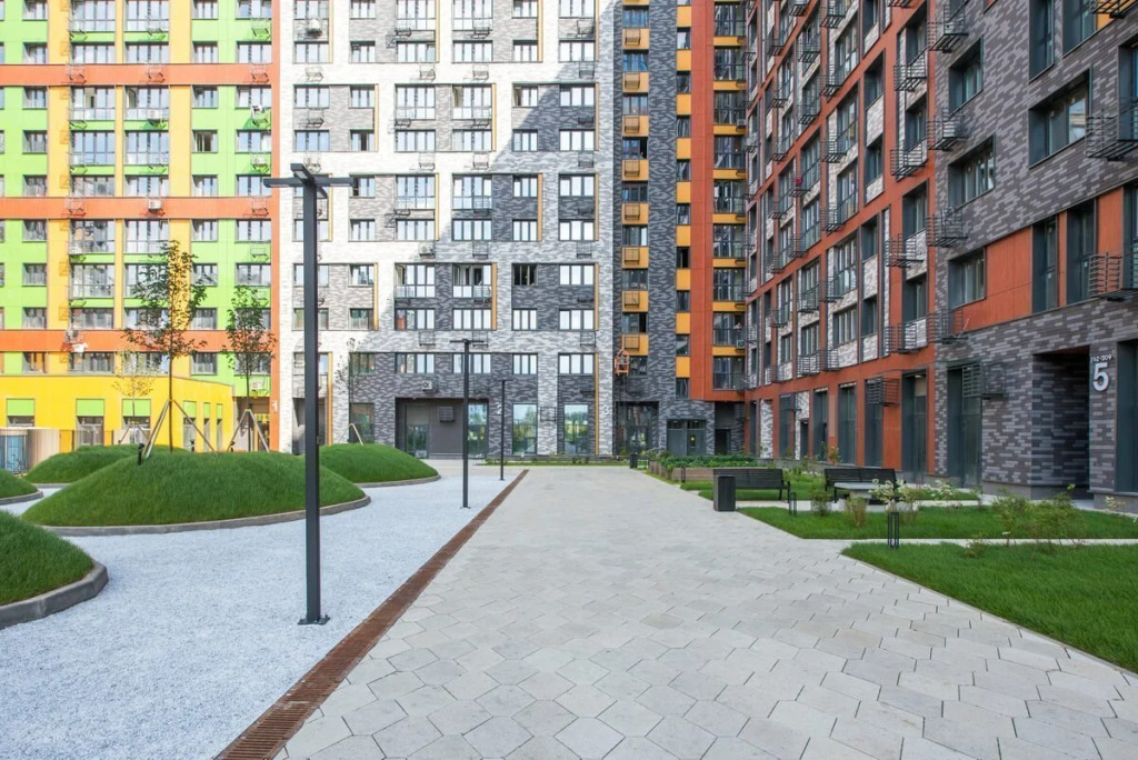 Sovremennaya Yevrodvushka Flat