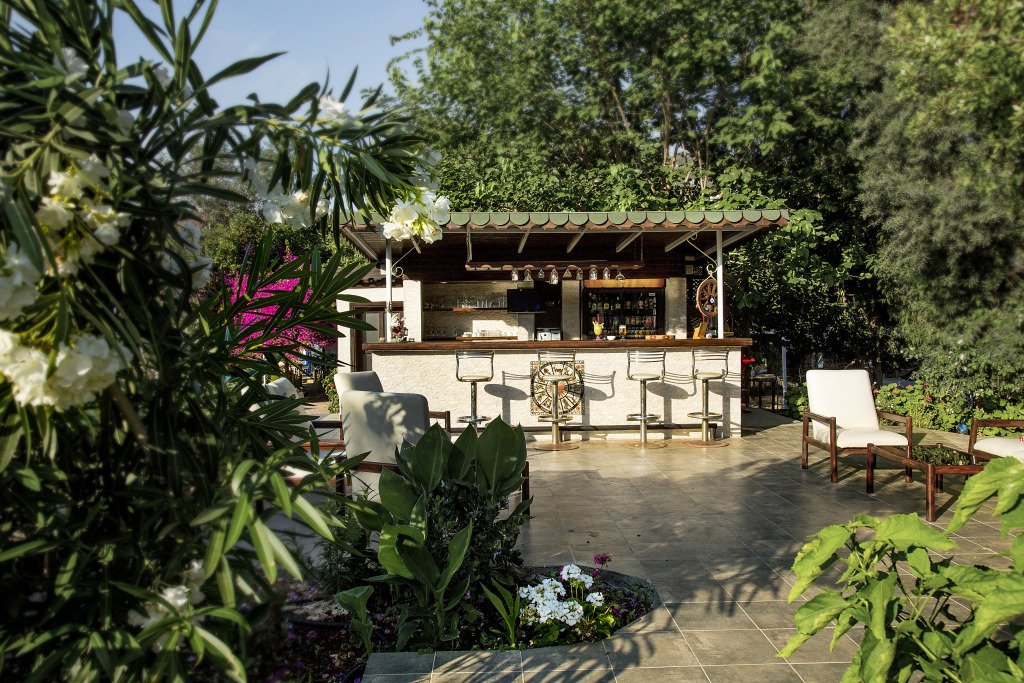 Cengiz Celik Hotel