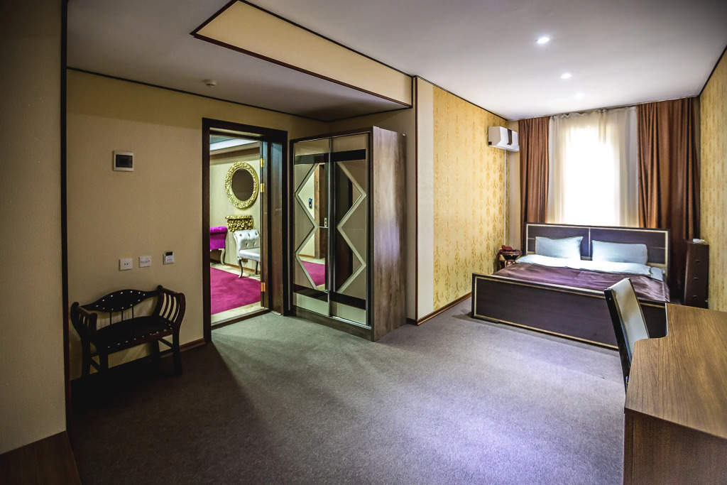 Amazon Hotel - Free Massage